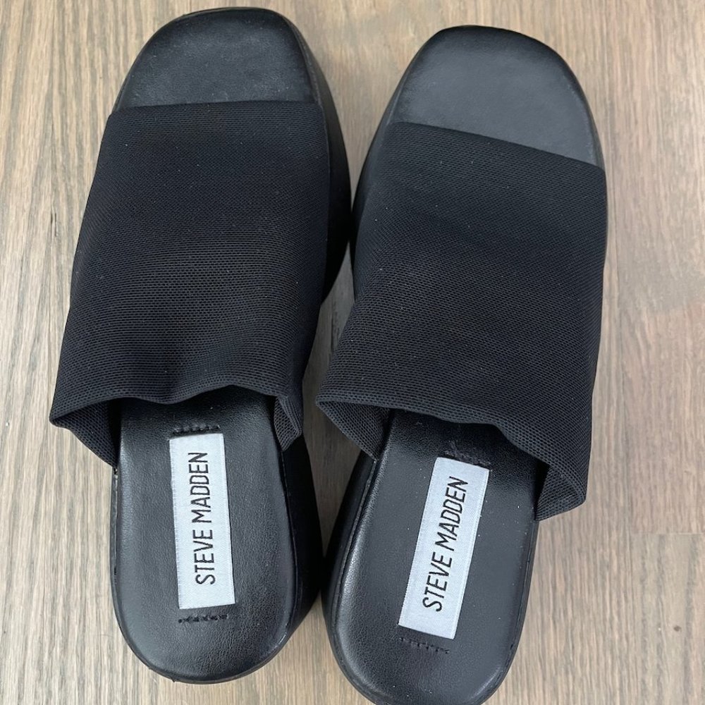 Steve Madden SLINKY30